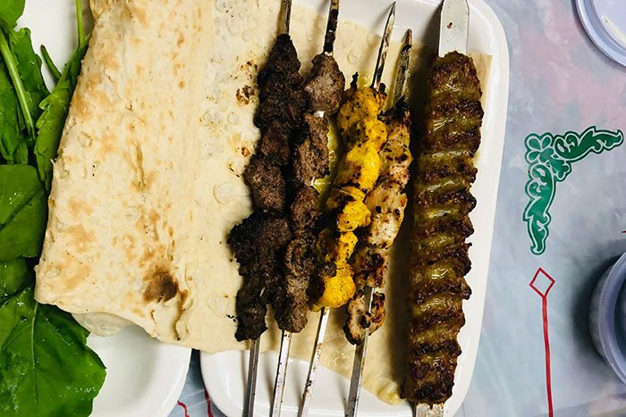 30 People Share Scams They’ve Seen Customers Try To Pull