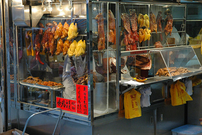 30 People Share Scams They’ve Seen Customers Try To Pull