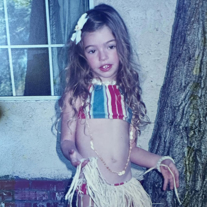 25-Year-Old Step-Daughter Of Slash Loses Her Life, Shares Post-Mortem Cryptic Instagram Post 25-Year-Old Step-Daughter Of Slash Loses Her Life, Shares Post-Mortem Cryptic Instagram Post