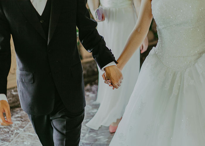 “I Was Free”: 30 Early Warning Signs Of Estrangement From Parents