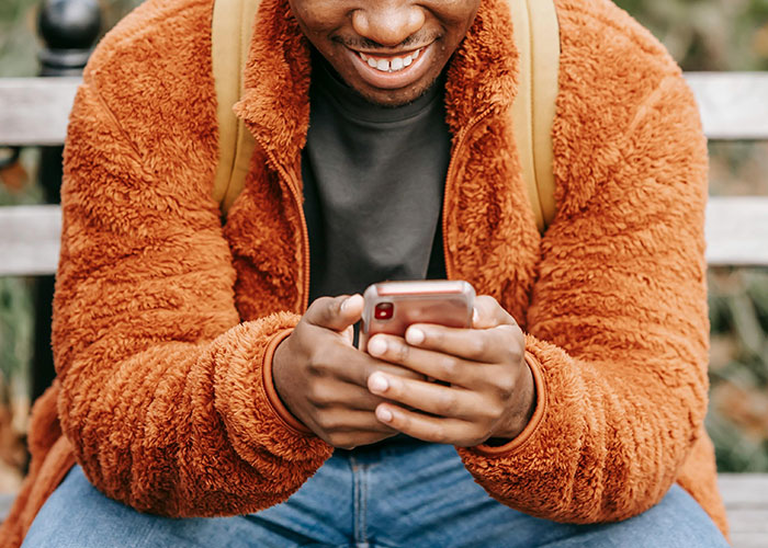 40 Hilarious Twin Mix-Up Stories That Are Almost Too Embarrassing To Share