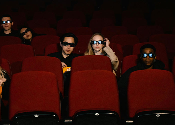 “Steal One Of The Steak Knives”: 40 People Share The Most “Evil” Life Hack They Know