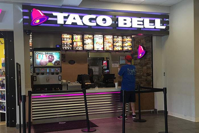 30 Dishes People Shouldn’t Buy From Fast Food Places, According To The Employees