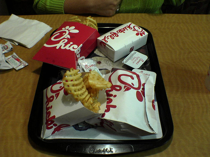 30 Dishes People Shouldn’t Buy From Fast Food Places, According To The Employees