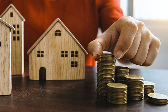 "Billionaires Should Not Financially Exist": Guy Explains Economy In "Crayon Eating" Terms "Billionaires Should Not Financially Exist": Guy Explains Economy In "Crayon Eating" Terms