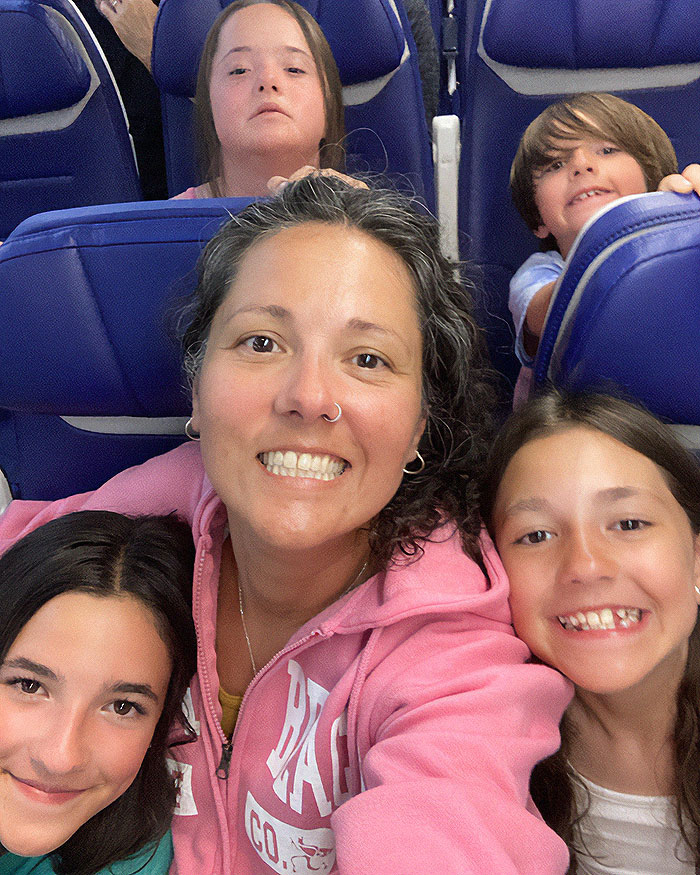 “You Can Never Reach Perfection”: Former Tradwife Reveals Details Of Traditional Lifestyle “You Can Never Reach Perfection”: Former Tradwife Reveals Details Of Traditional Lifestyle