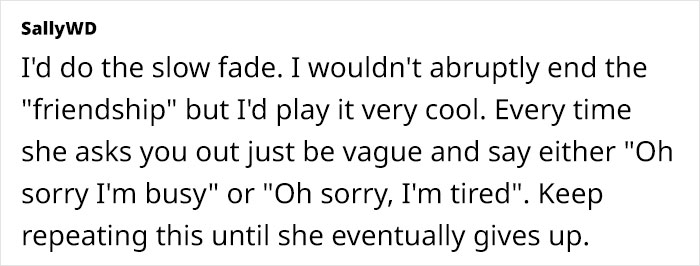 Woman Can&rsquo;t Stand Weird Neighbor Who Keeps Embarrassing Her, Sparks Discussion Online