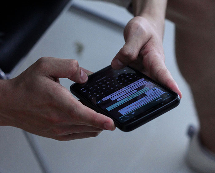 "Diabolically Simple": Person Gets Back At Guy With Same Phone Number, Internet Cheers