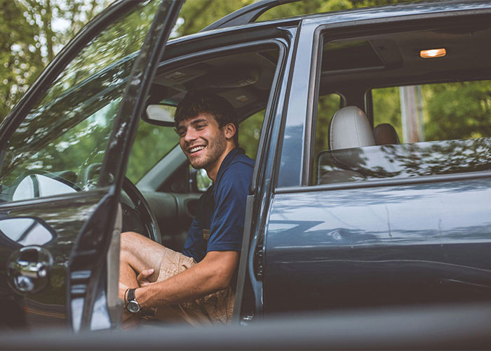 "AITA For Divorcing My Husband Because He Spent 10 Minutes In The Car During A Family Emergency?" "AITA For Divorcing My Husband Because He Spent 10 Minutes In The Car During A Family Emergency?"