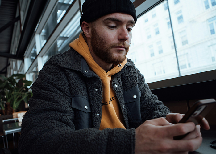 Husband Acts Suspiciously After Coming Back From Work Trip, Wife Goes Through His Search History