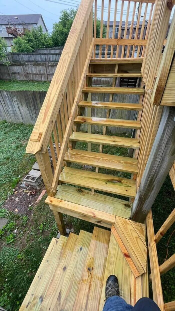 30 Times People Spotted Something That Confused Them So Much They Had To Share The Pics Online