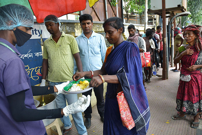 Billionaire&rsquo;s Lavish Wedding Sparks Outrage As Invitations Cost More Than Average Salary