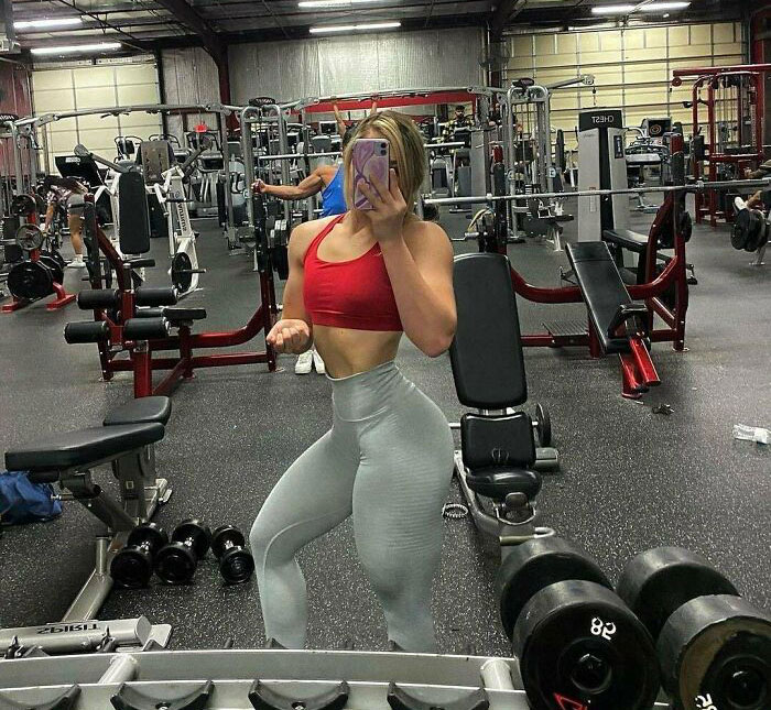 Never Skips A Leg Day, Just Skips The Right Leg