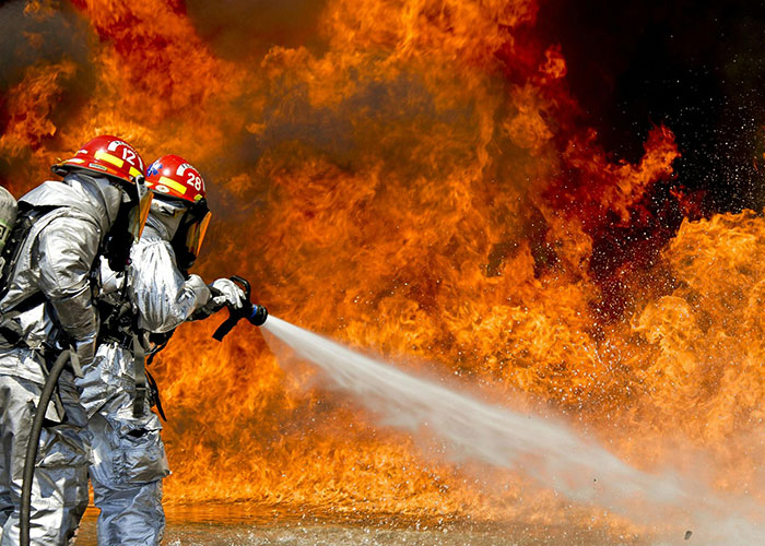 "I Can't. I'm Tired": 30 Professionals With Terrible Mental Health Confess What Job They Have