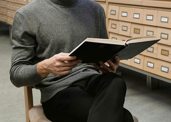 "I Can't. I'm Tired": 30 Professionals With Terrible Mental Health Confess What Job They Have