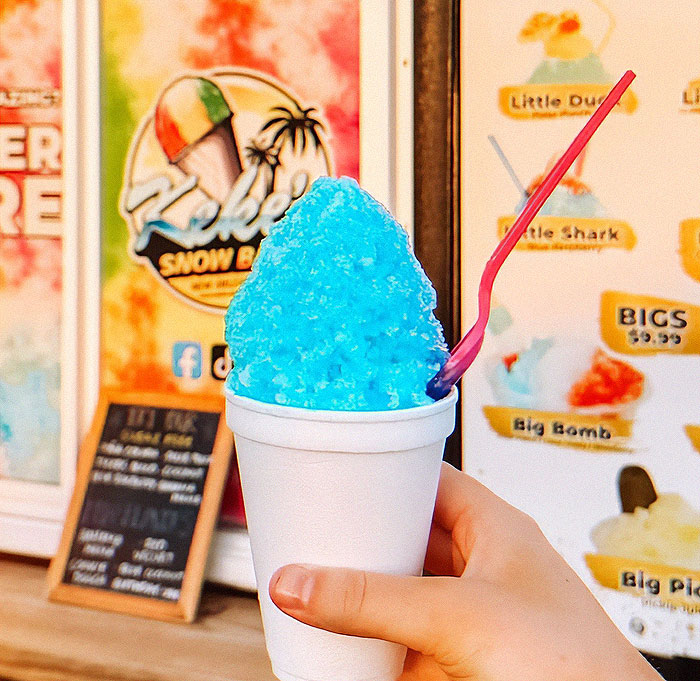 "We Don't Need Your Business": Teen Manager's Stand-Off Against "Karen" Wins Internet "We Don't Need Your Business": Teen Manager's Stand-Off Against "Karen" Wins Internet