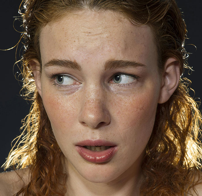 Man Plays Cruel Game With Waiter&rsquo;s Tip &ldquo;To Ensure Good Service,&rdquo; His Date Refuses To Play Along