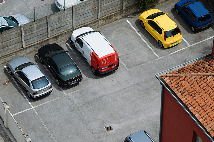 Person Gets Revenge On Neighbor, Makes Sure They Never Park Outside The Lines Again Person Gets Revenge On Neighbor, Makes Sure They Never Park Outside The Lines Again