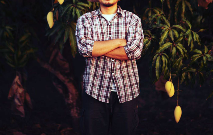 Entitled Contractor Blocks Neighbor&rsquo;s Driveway, Then Demands He Cover The Parking Fine