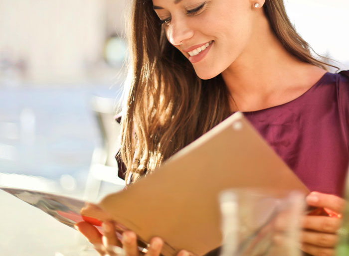 “NO Ads”: 30 Nearly Obsolete Items People Prefer Over Modern Alternatives