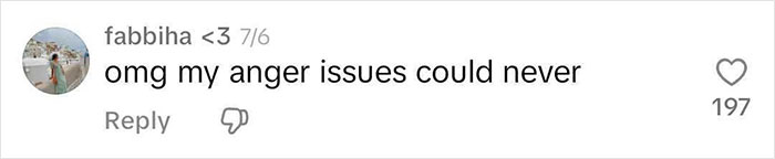 Woman Stuck Between Couple Using “Travel Hack” Shares Horrific Flight Experience Woman Stuck Between Couple Using “Travel Hack” Shares Horrific Flight Experience