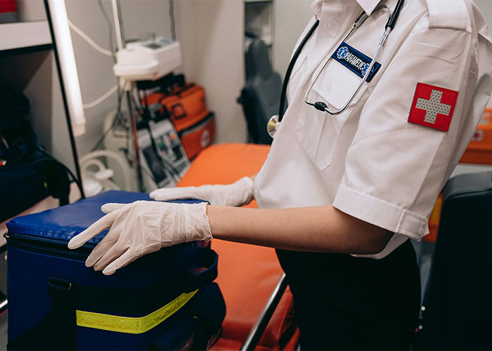 Karen’s Bad Manners Cost Her A Significant Amount After She Could Have Gotten Everything For Free Karen’s Bad Manners Cost Her A Significant Amount After She Could Have Gotten Everything For Free