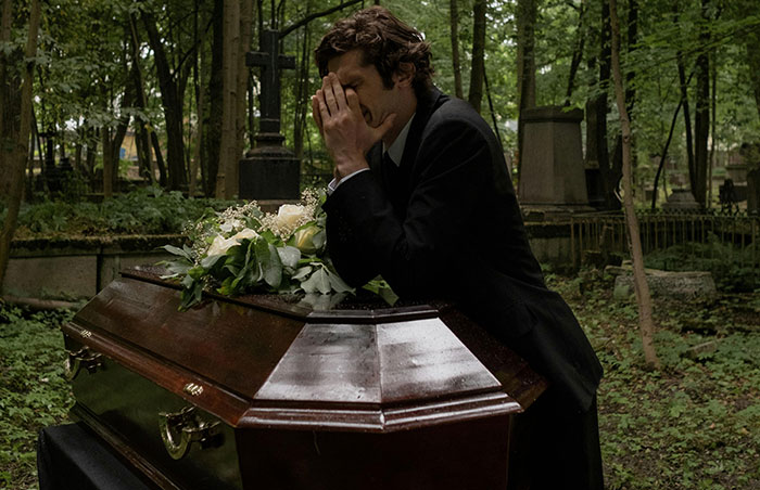 Stepdad Is Kicked Out After Wife Passes Away By Her Son, He Asks For Money Years Later