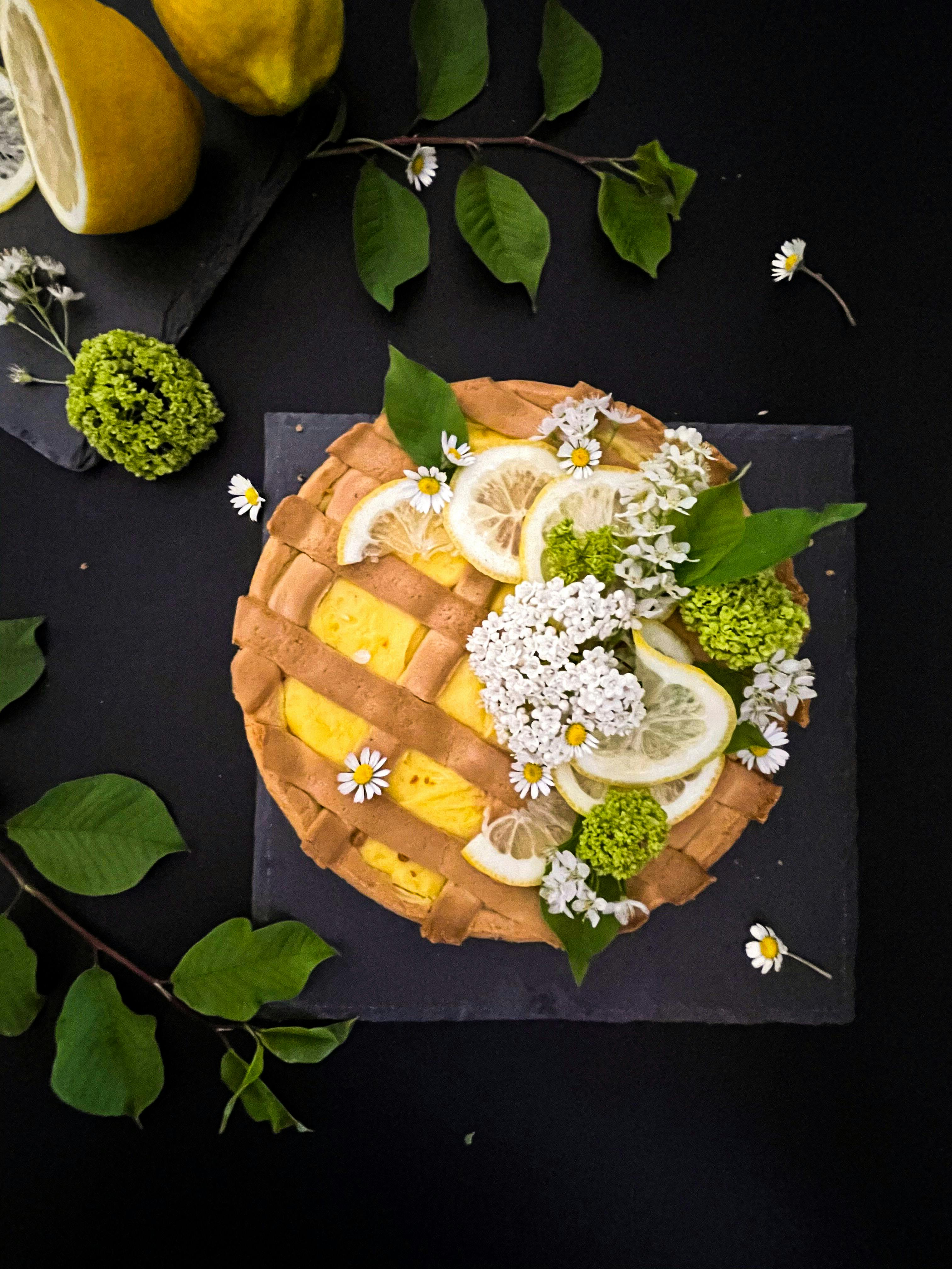 A 98-Year-Old Went Viral After Dropping Off A Cake To Welcome A New Neighbor