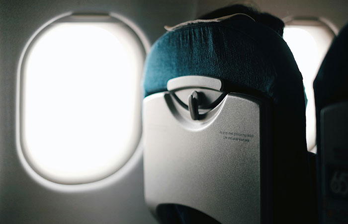 Passenger Refuses $1500 Cash To Give Up Her Seat On Full Flight, Ignites Controversy Online