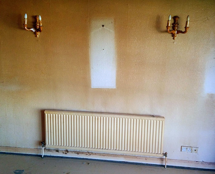 What Smoking Cigarettes Inside Does To Your Walls