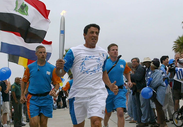 Snoop Dogg Carries Olympic Torch For Paris 2024 Games As "Special Correspondent" Snoop Dogg Carries Olympic Torch For Paris 2024 Games As "Special Correspondent"