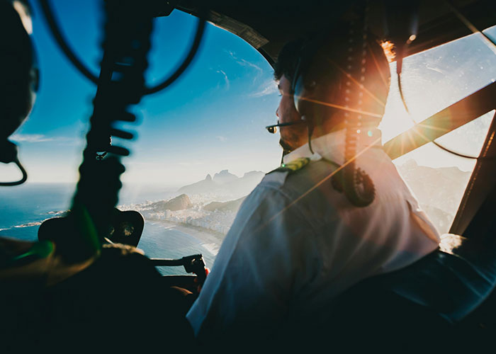 30 Wild Funeral Stories About Inappropriate, Weird Or Funny Things Happening