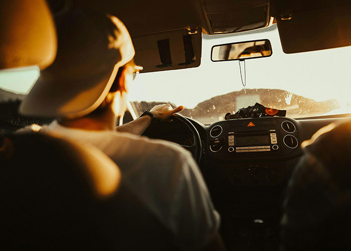 30 Wild Funeral Stories About Inappropriate, Weird Or Funny Things Happening