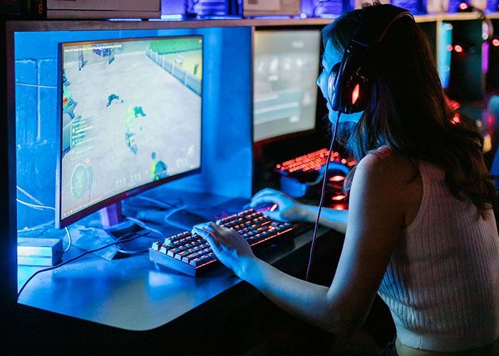 People Are Sharing Examples Of "They Don't Make 'Em Like They Used To", Here Are 50 Of The Best