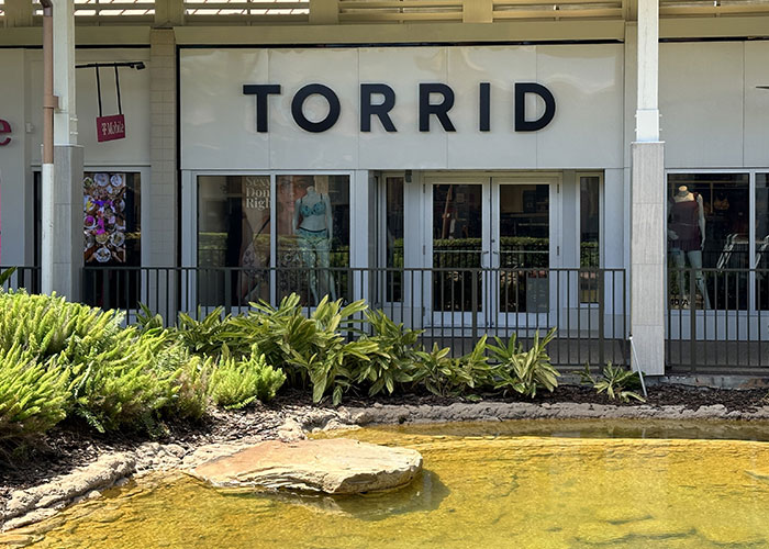 People Are Sharing Examples Of "They Don't Make 'Em Like They Used To", Here Are 50 Of The Best