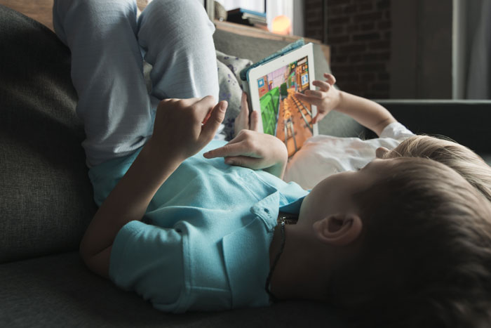 Mom Is Heartbroken After BF Takes His Son On Family Holiday, Refuses To Take Her Autistic Kid