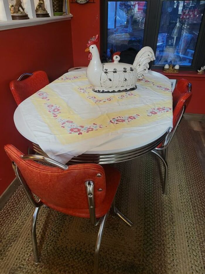 My Momma Got This Tablecloth In 1954 At Her Wedding Shower . I Use It In The Summer Months