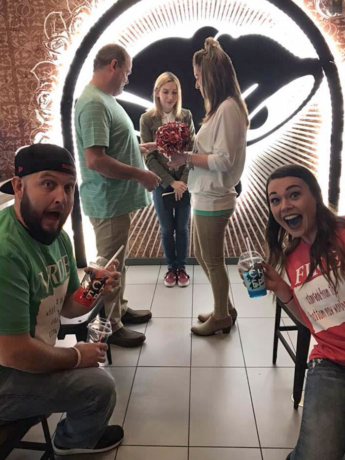 Facebook Friend Of Mine Posted Pictures From A Taco Bell Las Vegas Wedding
