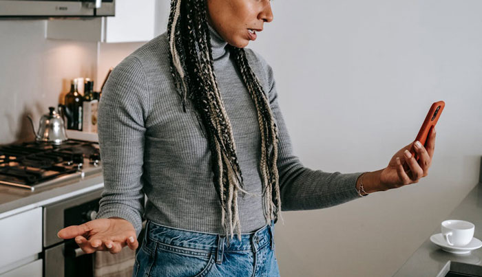 Woman Accused Of Throwing A Tantrum After Boycotting Sister’s Wedding Because Of Her Dumb New Rule Woman Accused Of Throwing A Tantrum After Boycotting Sister’s Wedding Because Of Her Dumb New Rule