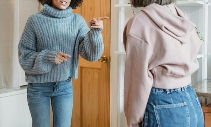 Woman Can&rsquo;t Believe How Bad Of A Mother Her Sister Is, Gives Her A Harsh Reality Check