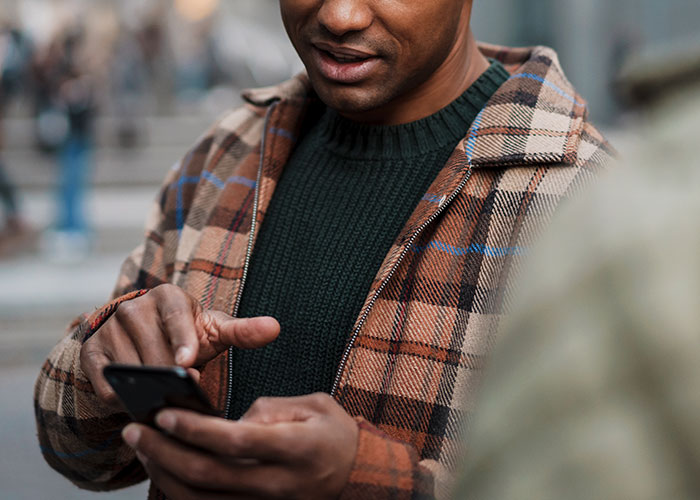 &ldquo;Today I Messed Up&rdquo;: Dad Regrets Approaching A Hot Mom To Set Up A Playdate