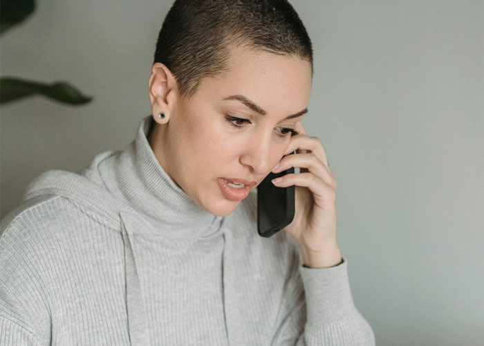 Woman Invites Herself To A Friend’s House To Throw A Party For Family And Friends, Gets Ghosted Woman Invites Herself To A Friend’s House To Throw A Party For Family And Friends, Gets Ghosted