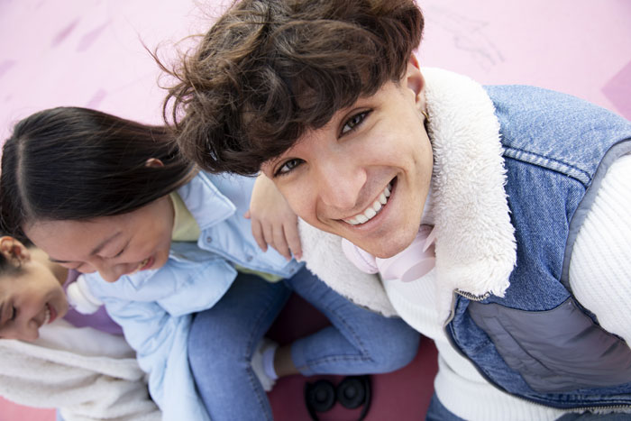 20YO Woman Agrees To Date With Coworker’s Son, Changes Mind When She Discovers He Can’t Feed Himself 20YO Woman Agrees To Date With Coworker’s Son, Changes Mind When She Discovers He Can’t Feed Himself