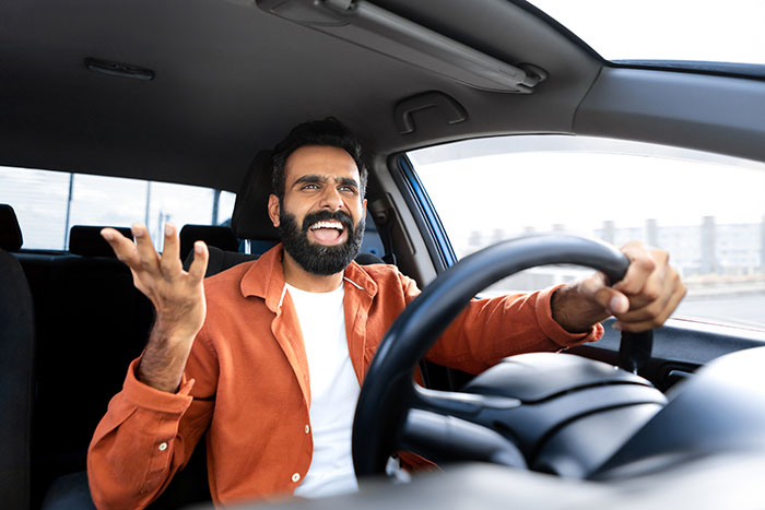 Aggressive Jerk Driver Turns Into A &ldquo;Frightened Rabbit&rdquo; After Their Threat To Beat Up A Woman Backfires