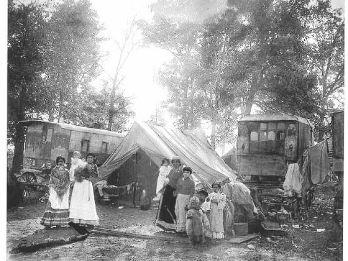 Roma Settlement Along Ogden Avenue In Lyons, Illinois. Early 1900s