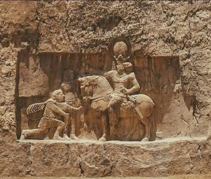 The Roman Emperor, Philippus The Arab, Is Depicted Kneeling Before The Persian King Shapur I, Pleading For Peace. The Emperor Standing Is Valerian, Who Was Captured By The Persians In 260 Ad