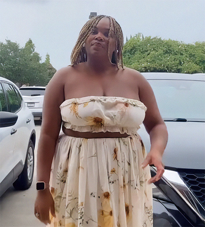 &ldquo;We Have Buckled Down On Our Dress Code&rdquo;: Woman Kicked Out Of Restaurant Over &ldquo;Revealing&rdquo; Outfit