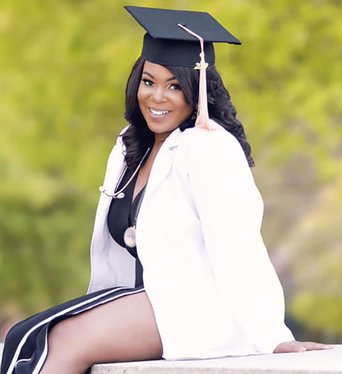 &ldquo;We Have Buckled Down On Our Dress Code&rdquo;: Woman Kicked Out Of Restaurant Over &ldquo;Revealing&rdquo; Outfit