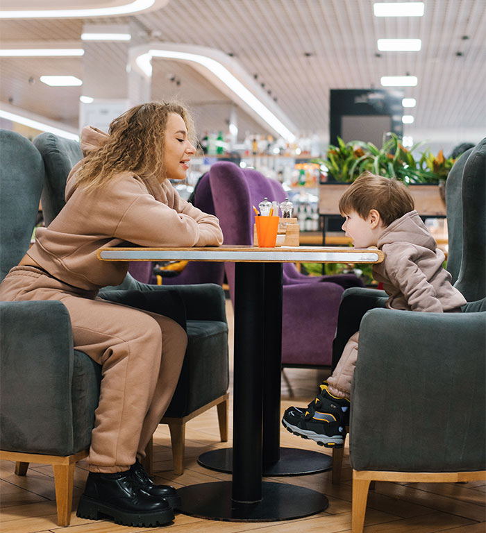 &ldquo;She&rsquo;s Scaring My Kids&rdquo;: Entitled Woman Wants A Table, Tries Taking It From The Wrong Person