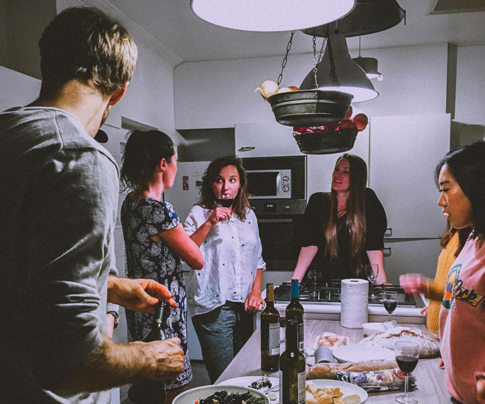 Man Rejects Bride&rsquo;s BFF&rsquo;s Polyamorous Partners To Prevent Family Backlash, Receives An Ultimatum